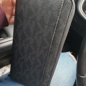 Michael Kors jet set wallet